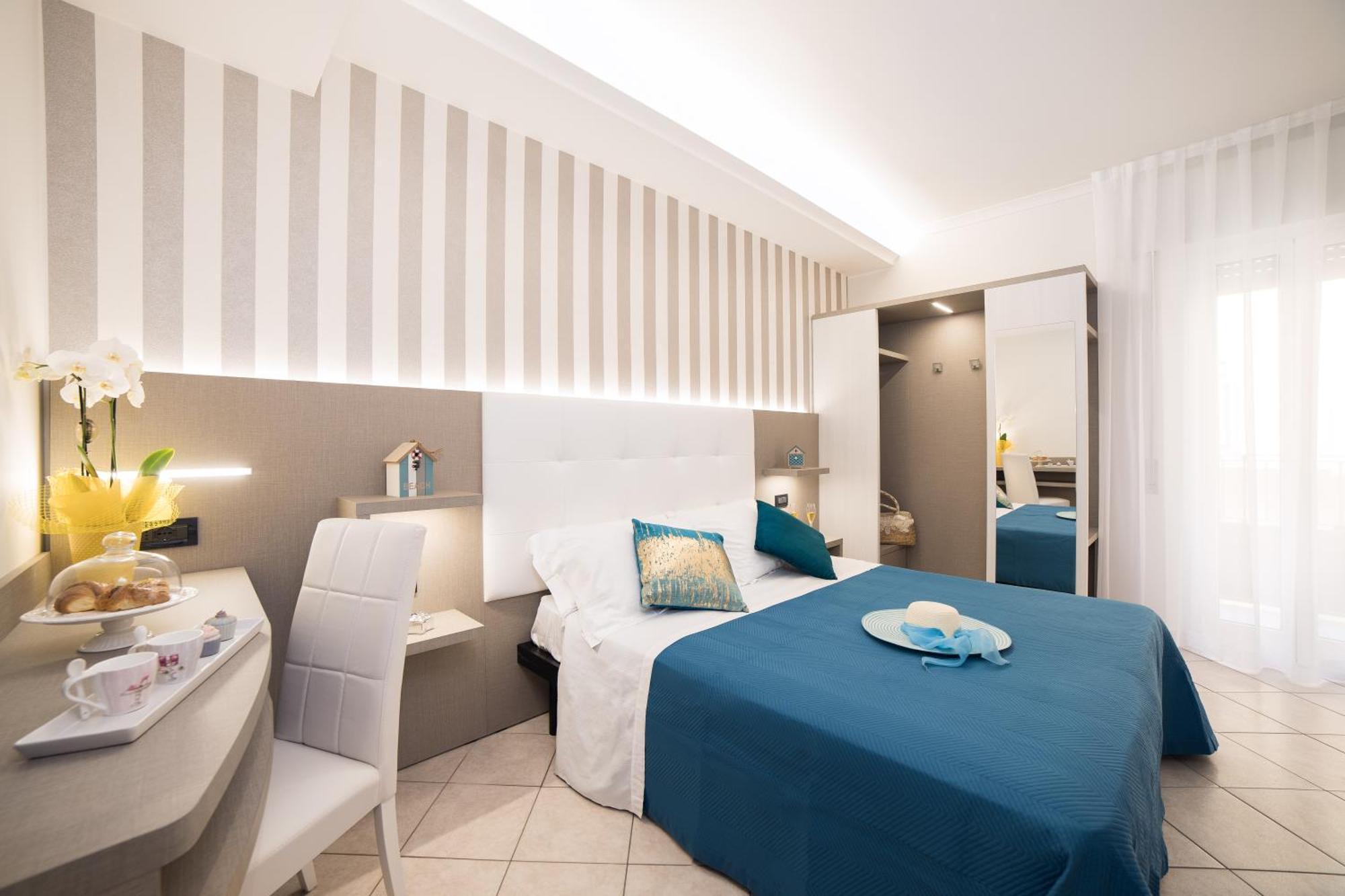Viva Beach Hotel Rimini Exterior foto